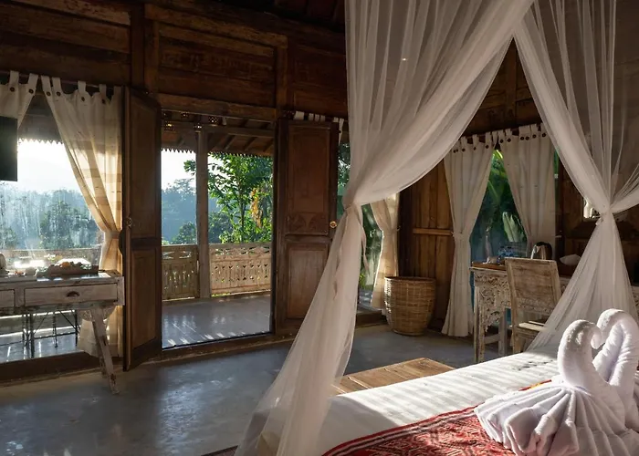 Umah Capung Sebatu Villa